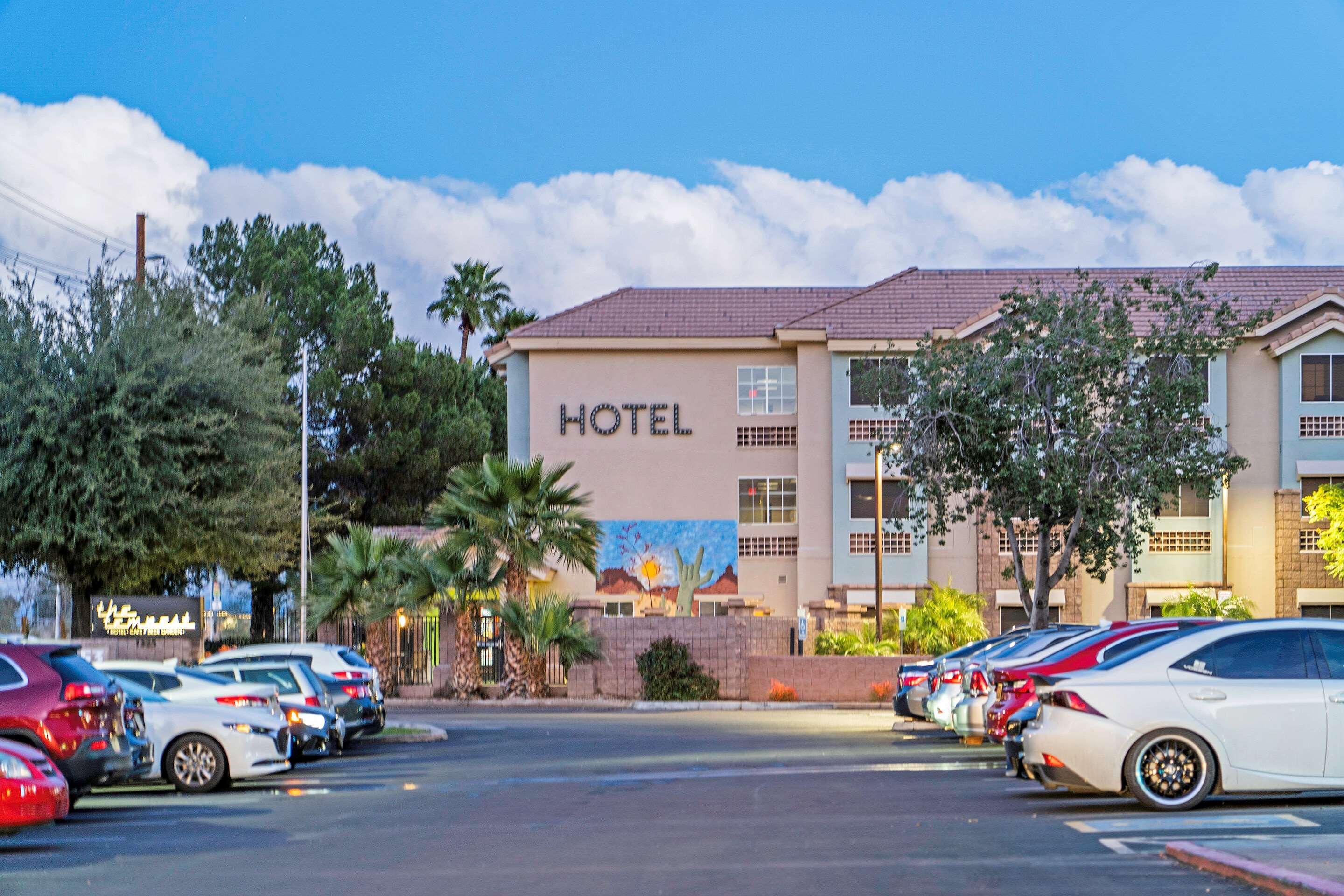 La Quinta Inn & Suites By Wyndham Tempe University, Phoenix Bagian luar foto
