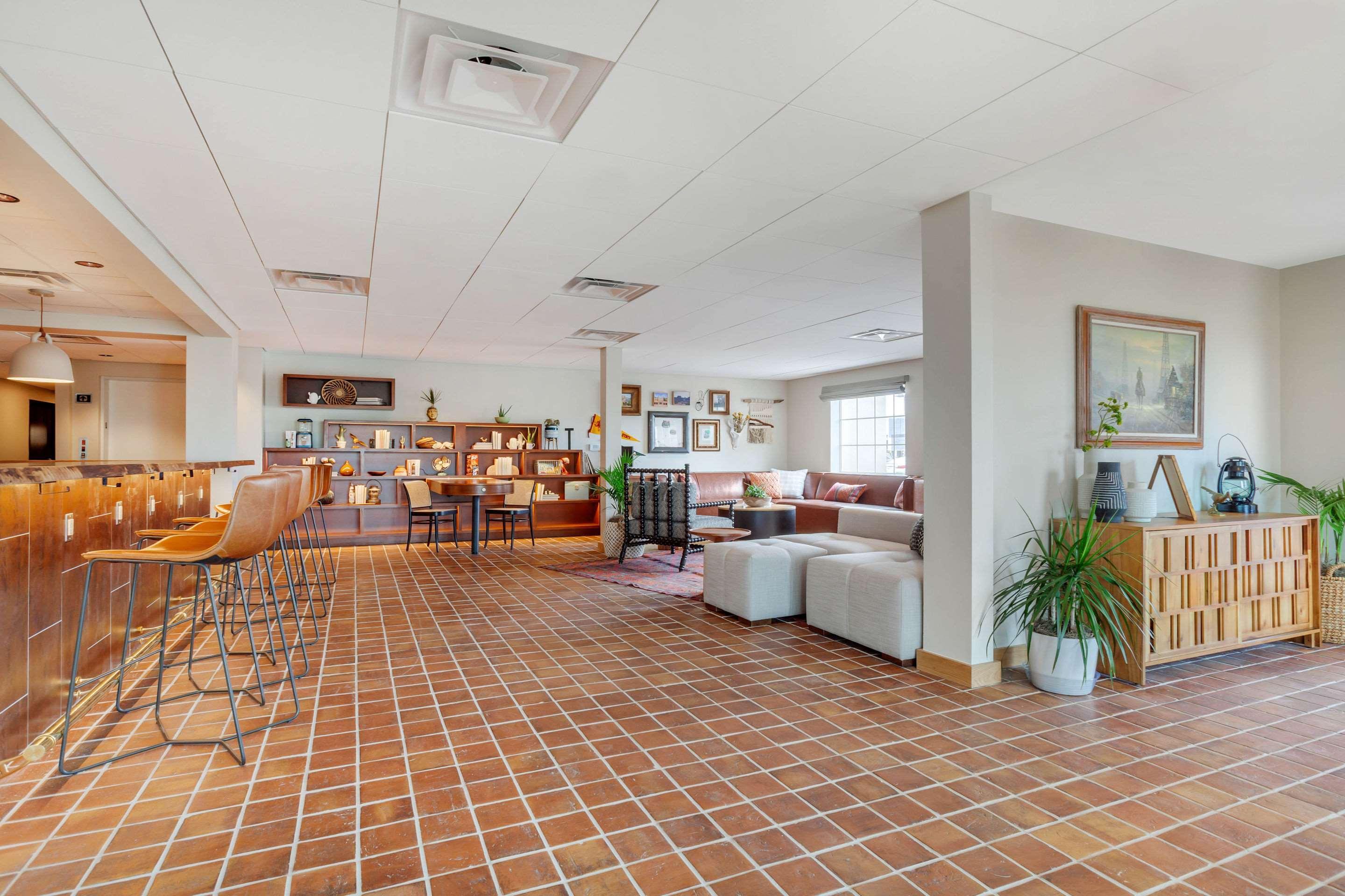La Quinta Inn & Suites By Wyndham Tempe University, Phoenix Bagian luar foto