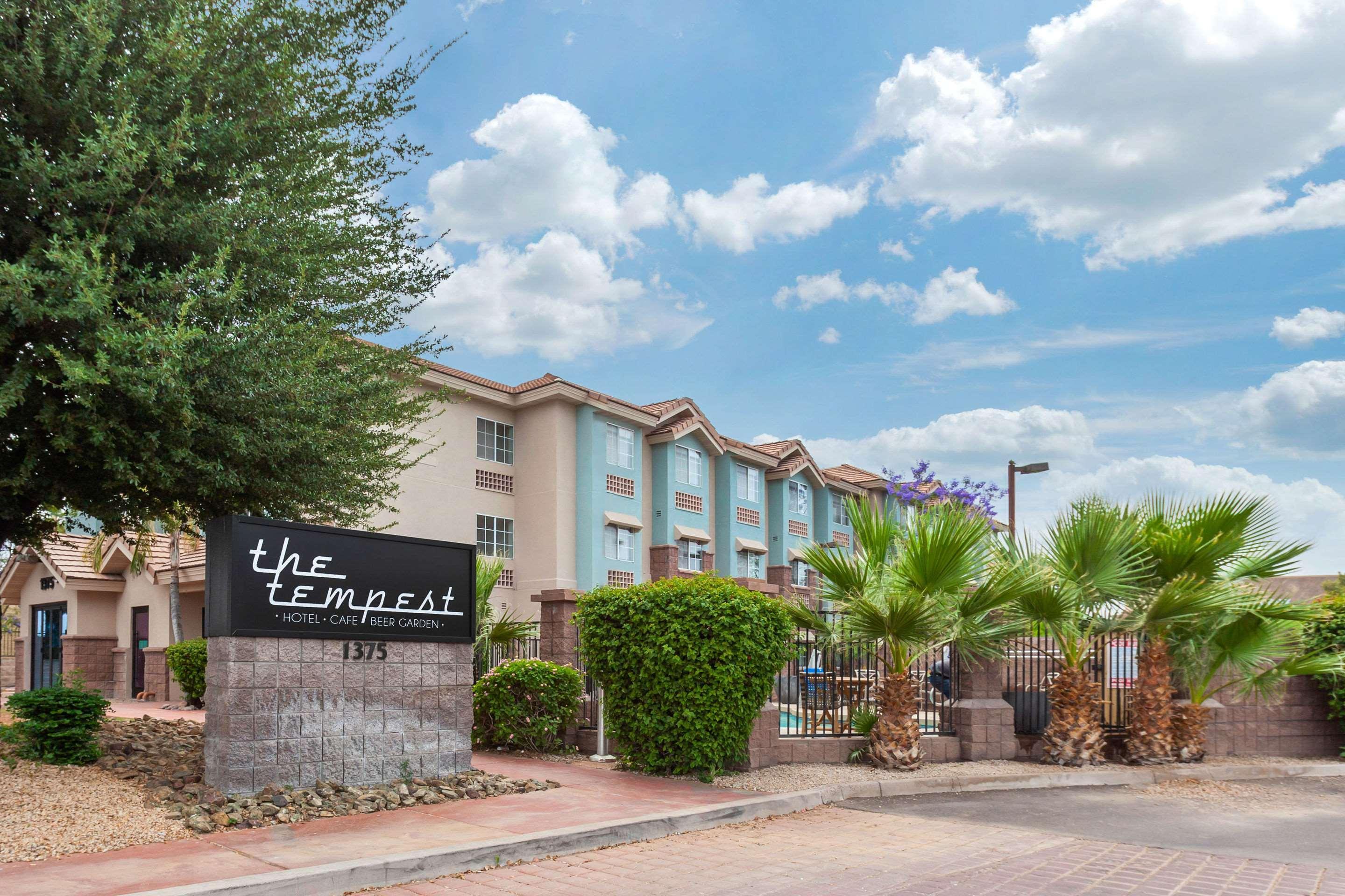 La Quinta Inn & Suites By Wyndham Tempe University, Phoenix Bagian luar foto
